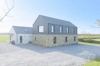 5 Bed Manor in Loughrea, Co. Galway