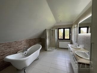 4 Bed Manor in Ballyhahill